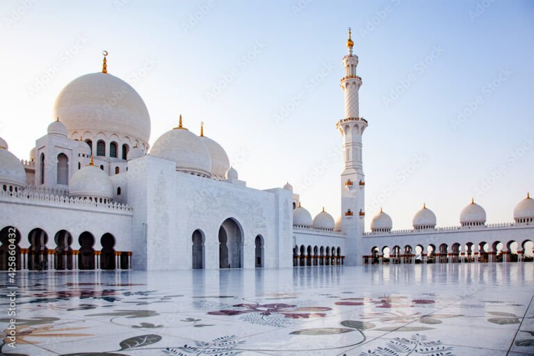 sheikh zayed grand mosque Abu Dhabi UAE, which is a perfect example of Drone Cleaning in the UAE